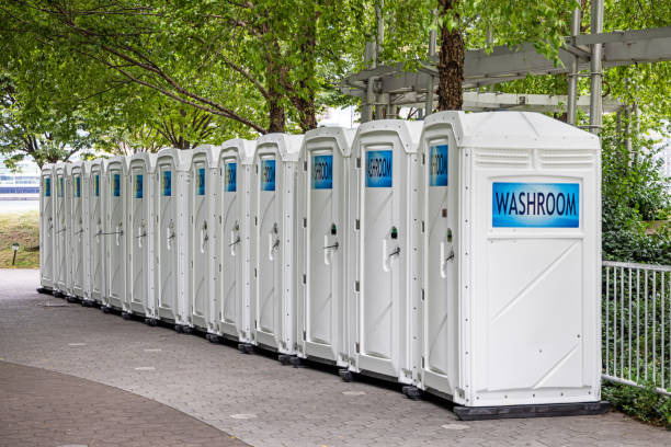 Best Affordable porta potty rental  in Miami Beach, FL